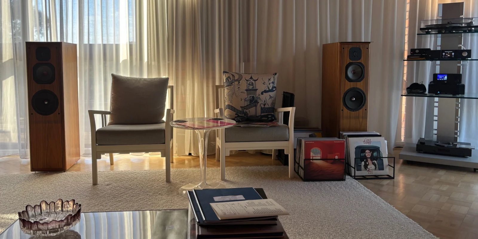 MC PRO and Benchmark amplifier